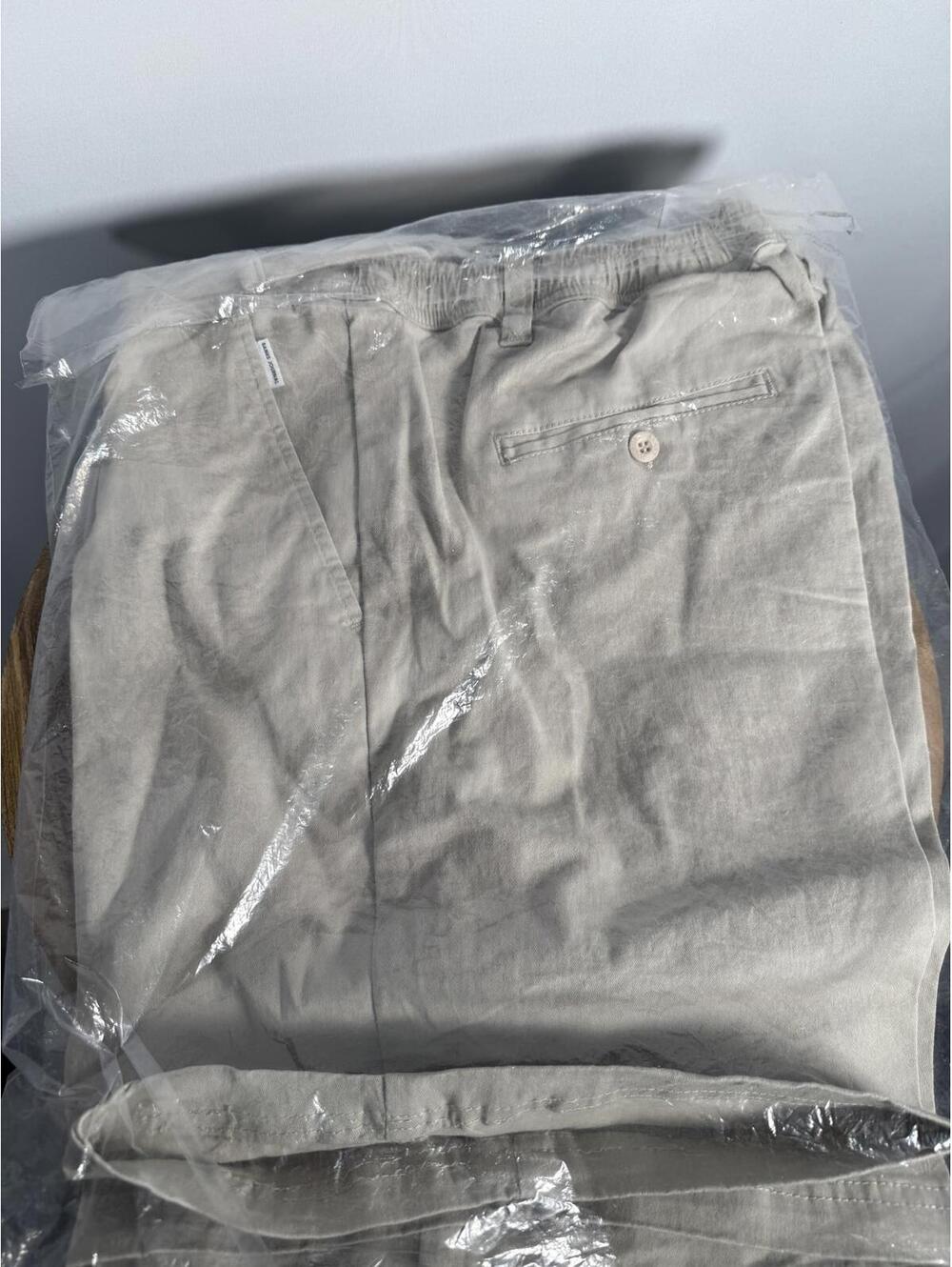 NWT Banks Journal Supply Walkshort Bone Men's Size 36 - Picture 6 of 8
